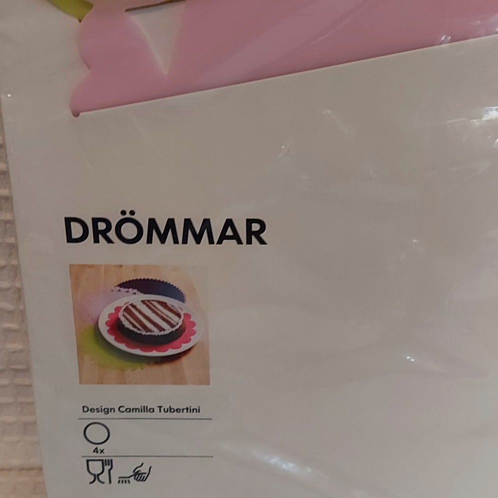 NWT Ikea Dommar Vinyl serving plate decoration - reusable - set of 4 - Picture 2 of 4